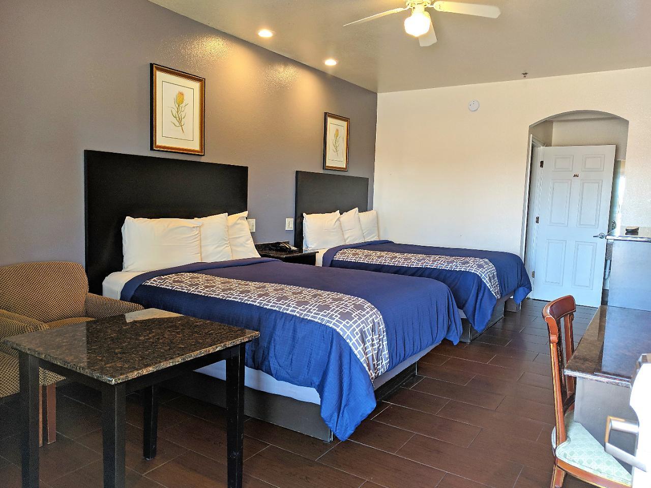 Americas Best Value Inn - Brownsville Exterior photo