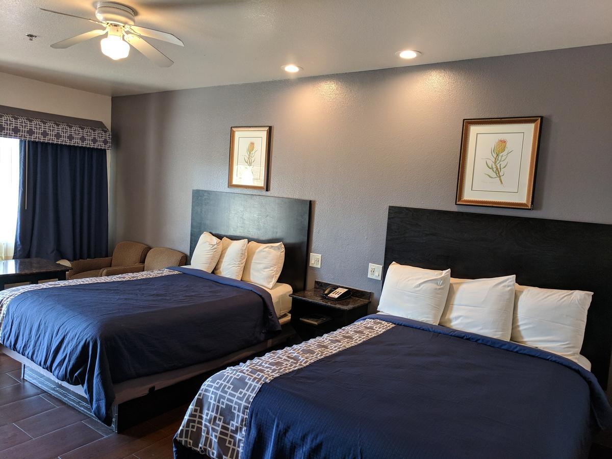 Americas Best Value Inn - Brownsville Exterior photo